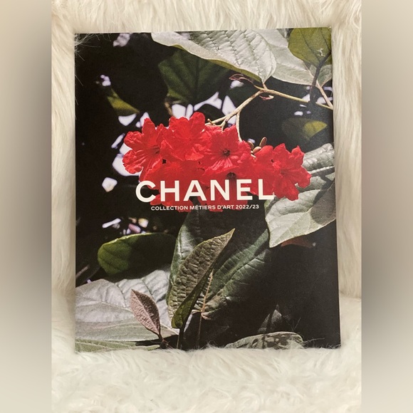 CHANEL Other - Auth New Chanel 2022/2023 Metiers D’Art book